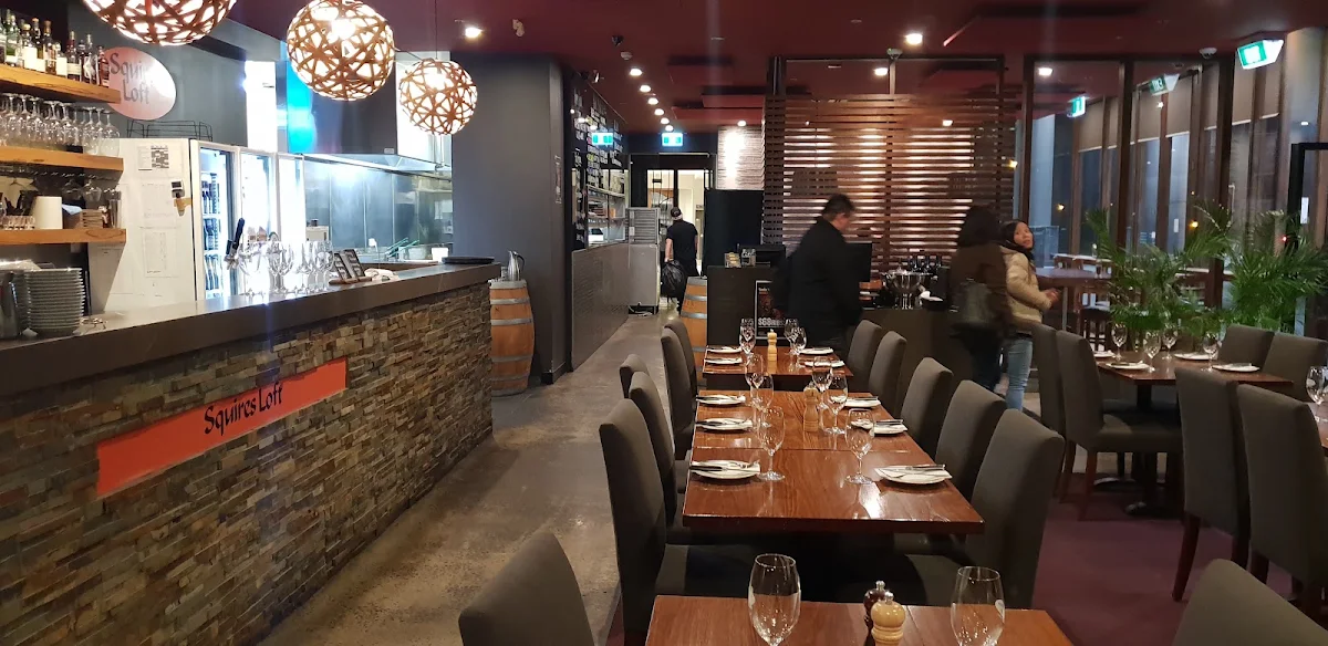 Vibe, Squires Loft Albert Park