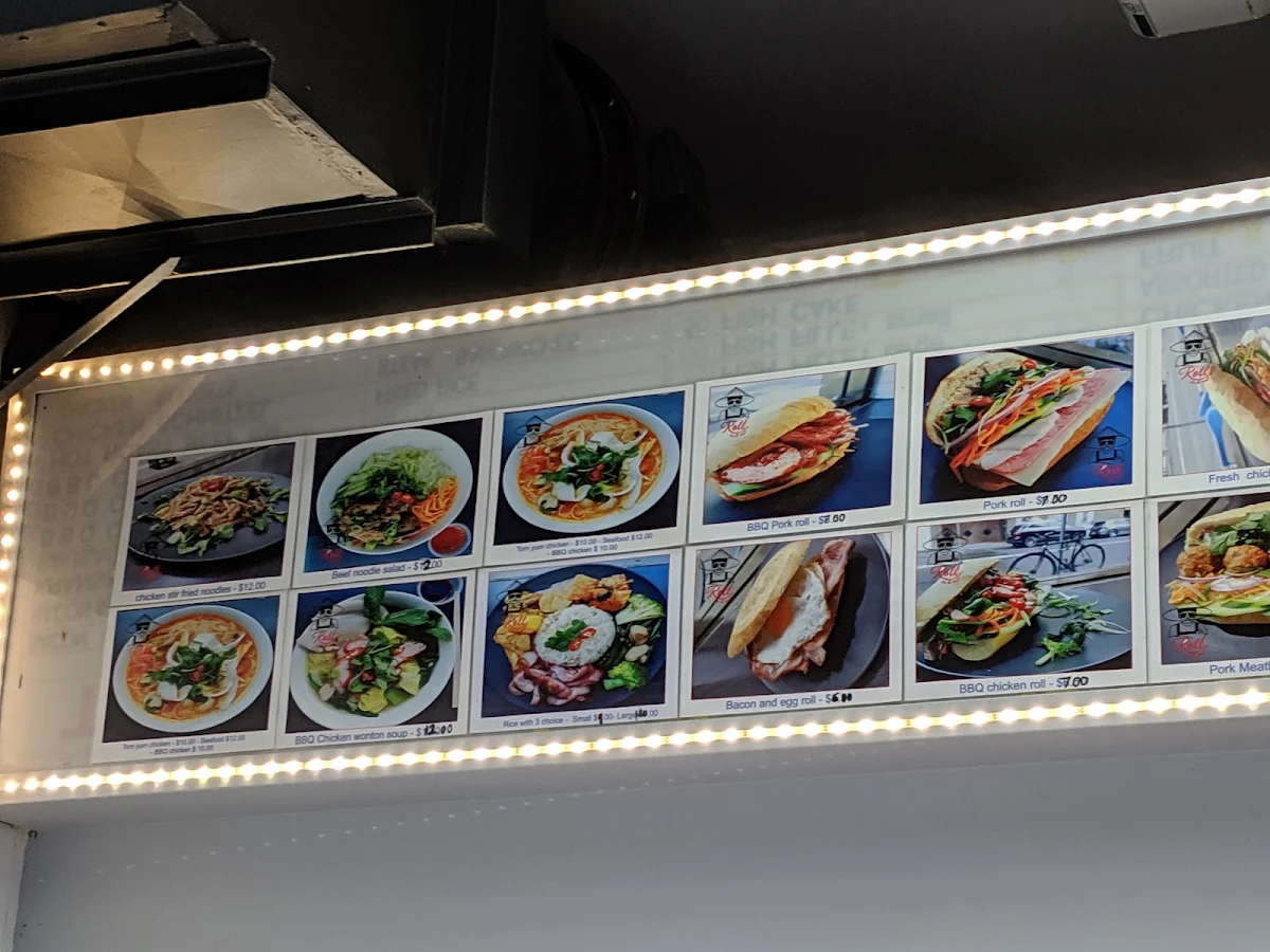 Menu, Roll in and out