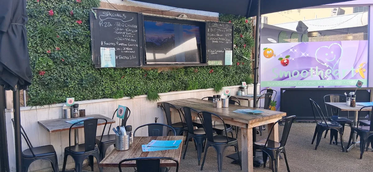 Vibe, Penny Lane Island Cafe