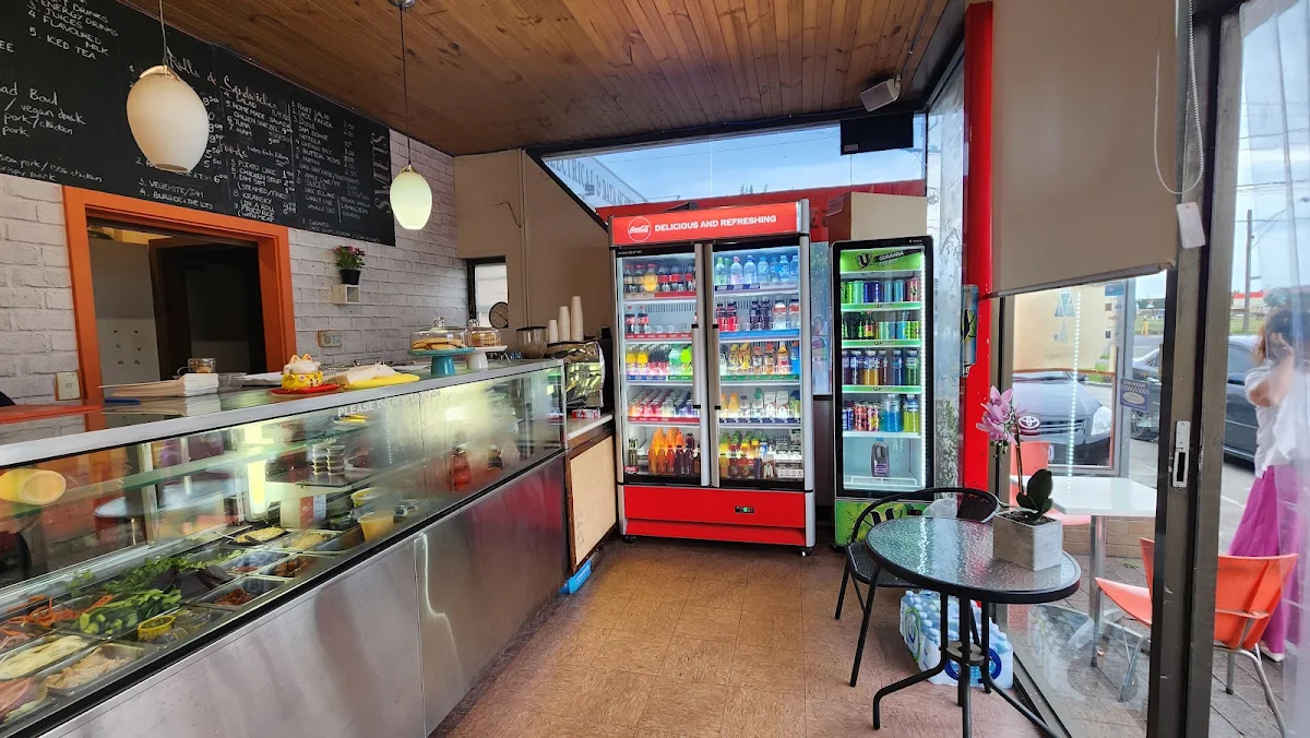 Vibe, Workers Hub Cafe