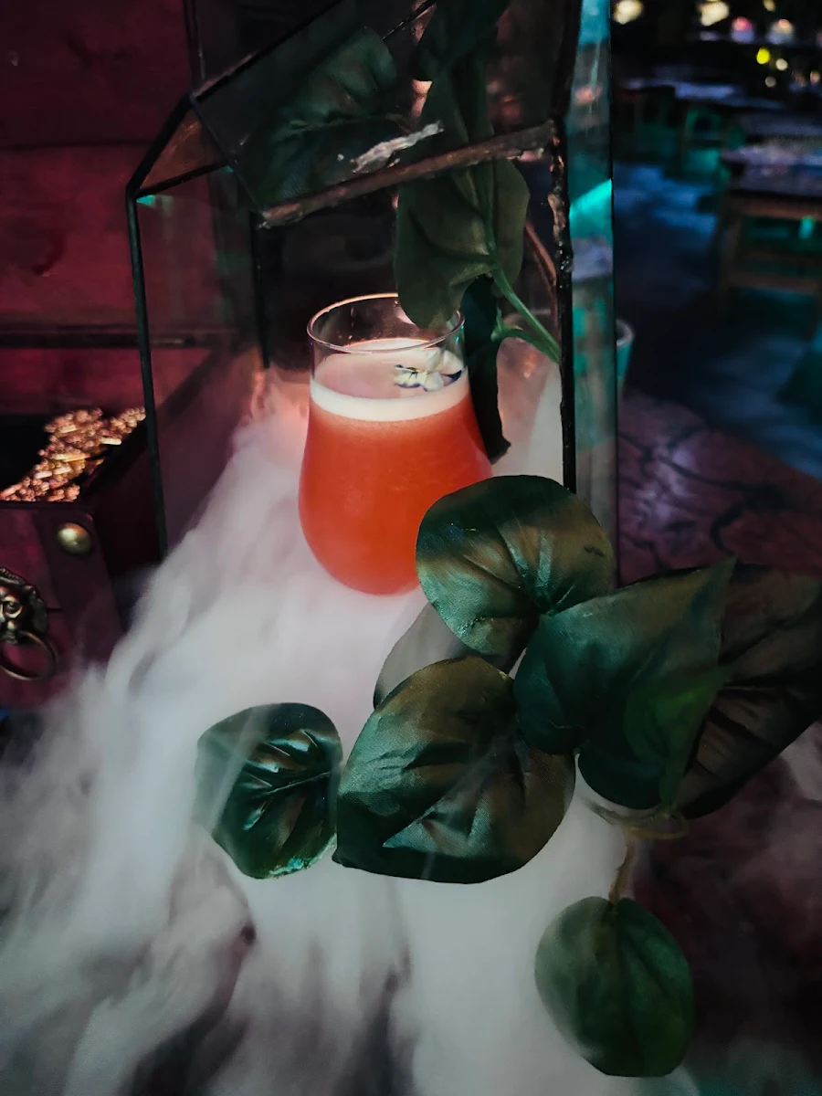 Food & drink, Baby Dragon Bar