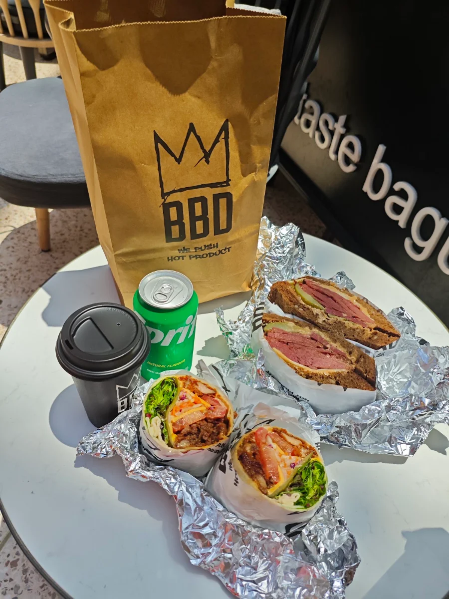 Food & drink, Brooklyn Bridge Deli
