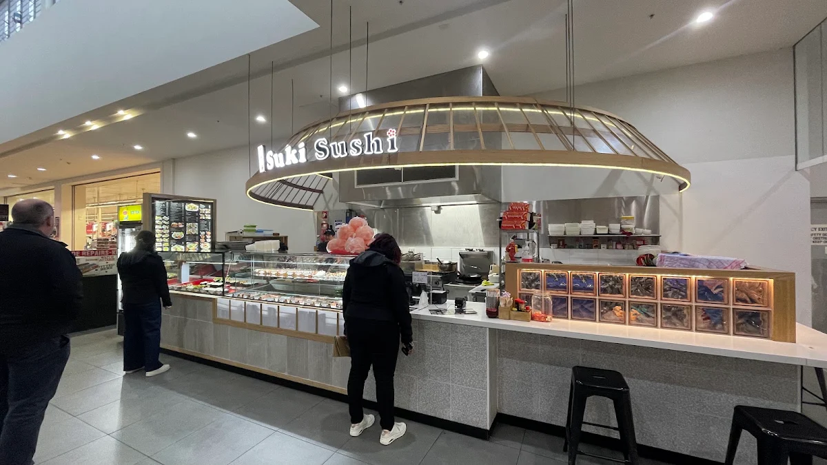 Vibe, Suki Sushi