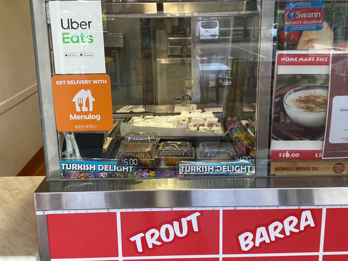 Vibe, Kaan's kebabs -fish & chips