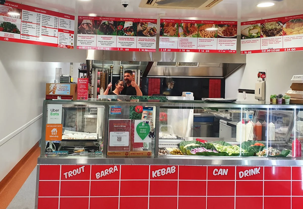 Vibe, Kaan's kebabs -fish & chips
