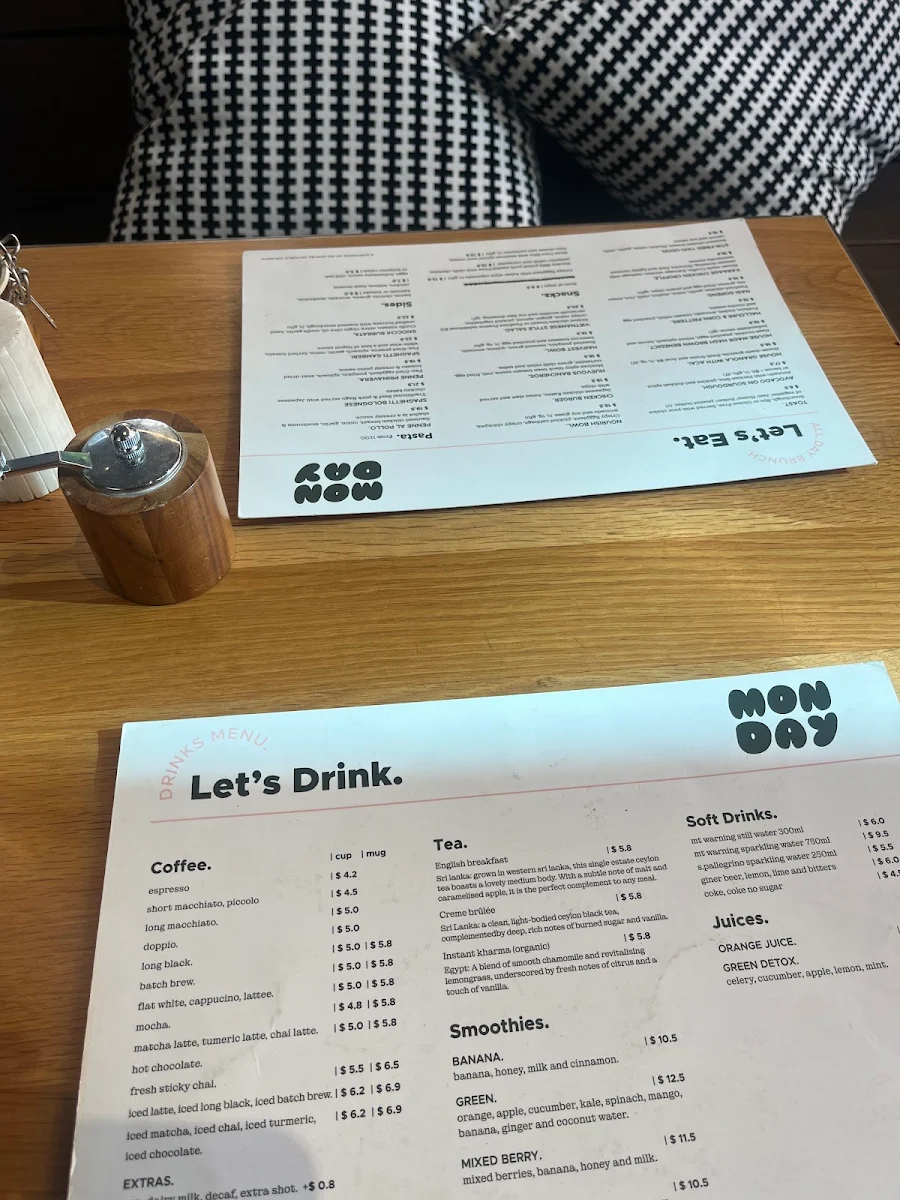 Menu, Monday Cafe