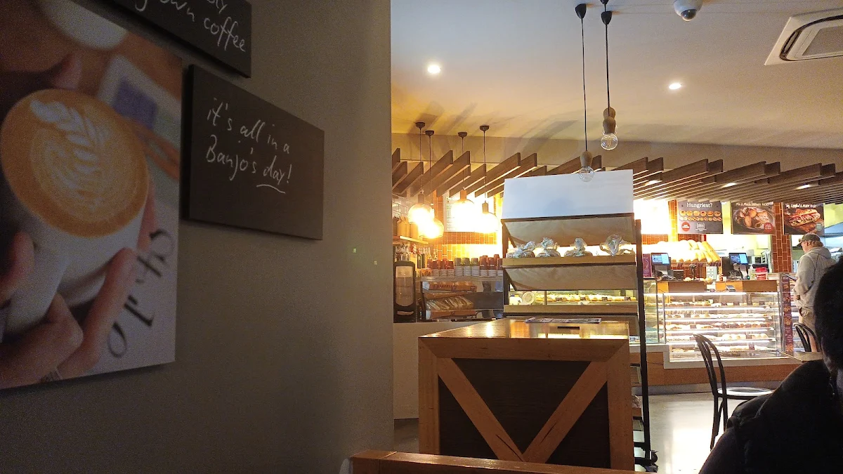 Vibe, Banjo’s Bakery Café – Rosny