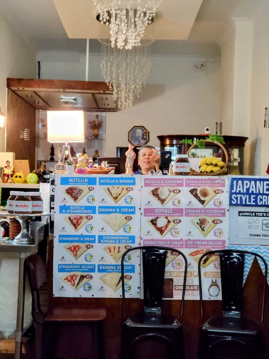 Vibe, Uncle Tee's Crepes Newtown