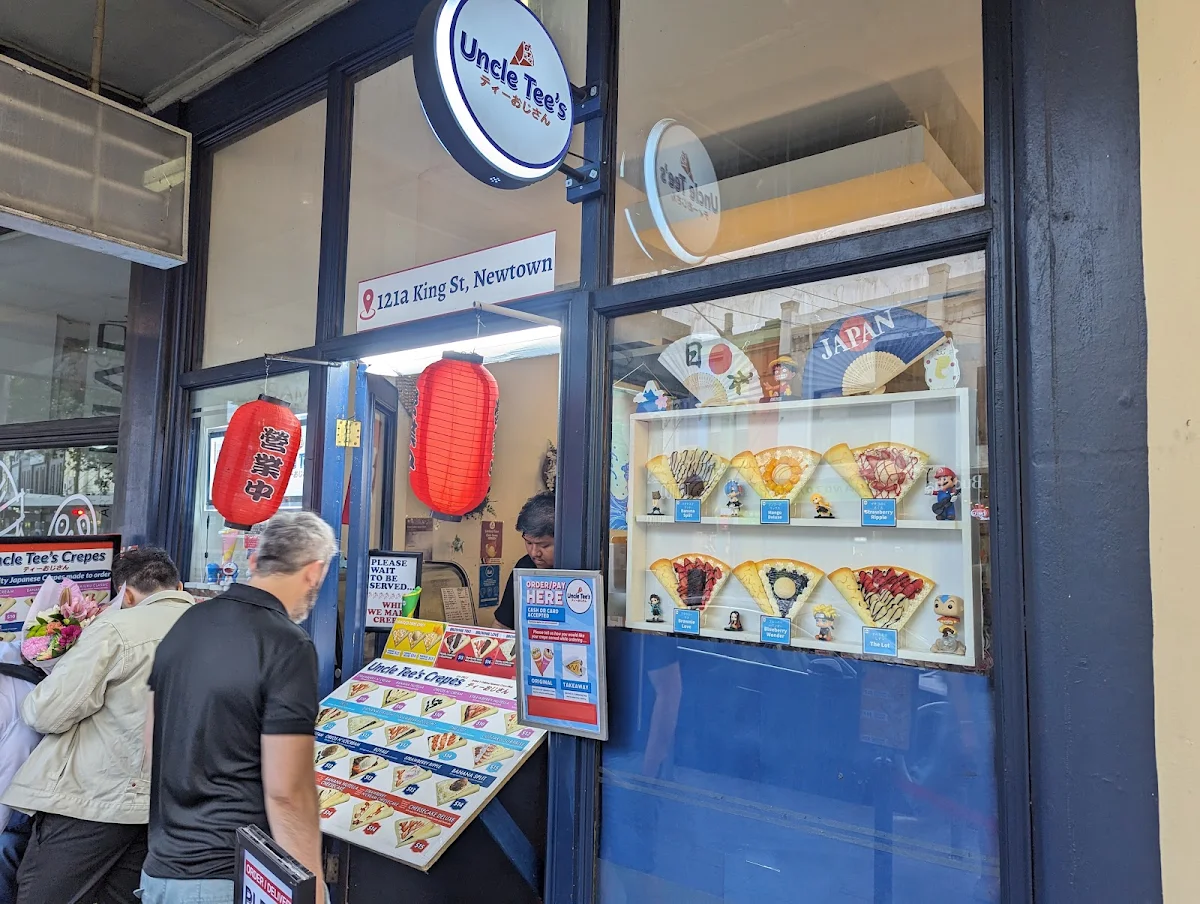 Vibe, Uncle Tee's Crepes Newtown