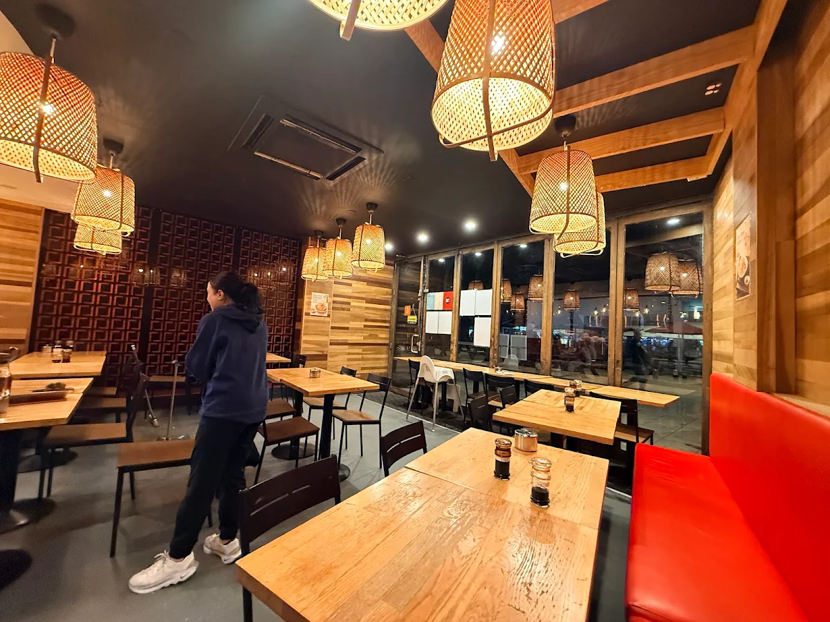 Vibe, Dumpling King Canberra City