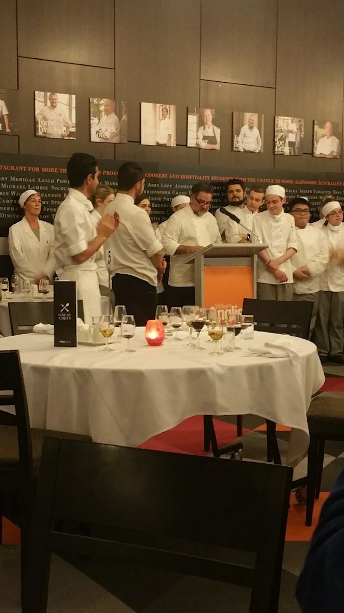 Vibe, Angliss Restaurant