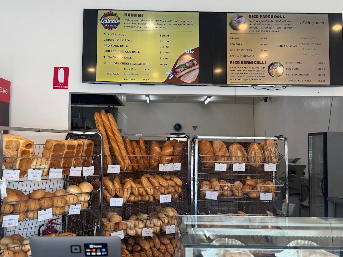 Vibe, Quinnie Hot Bread
