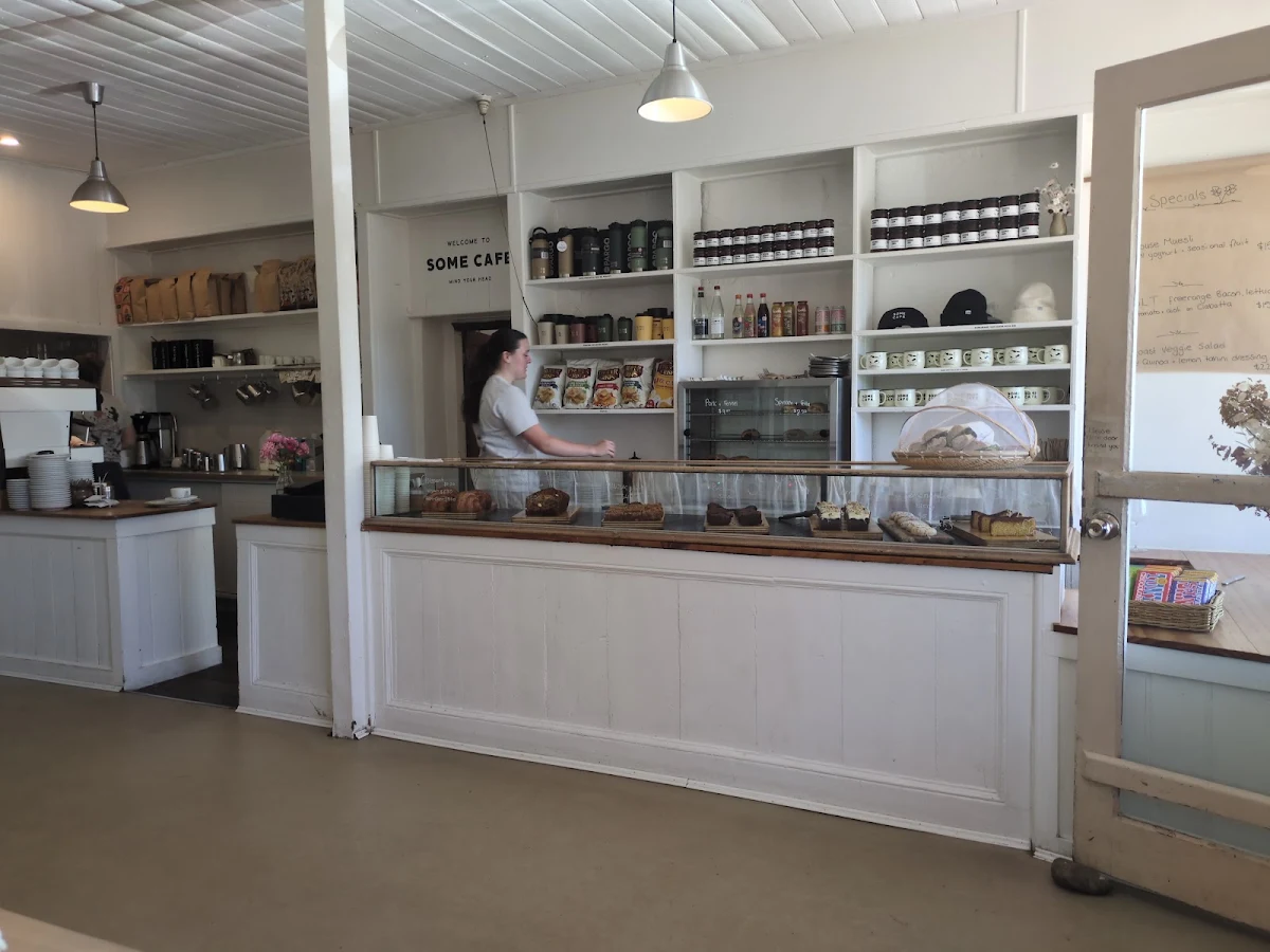 Vibe, Some Cafe