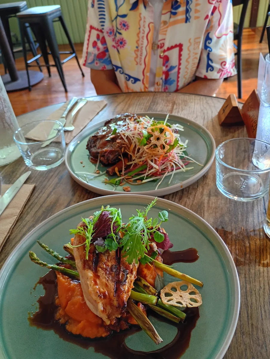 Food & drink, Roadvale Hotel