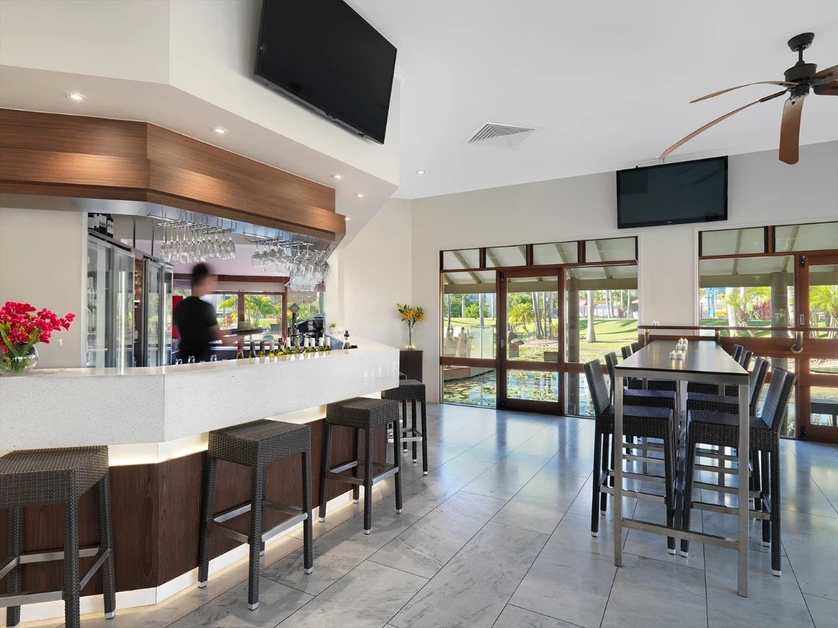 Vibe, Oak & Vine Sunshine Coast