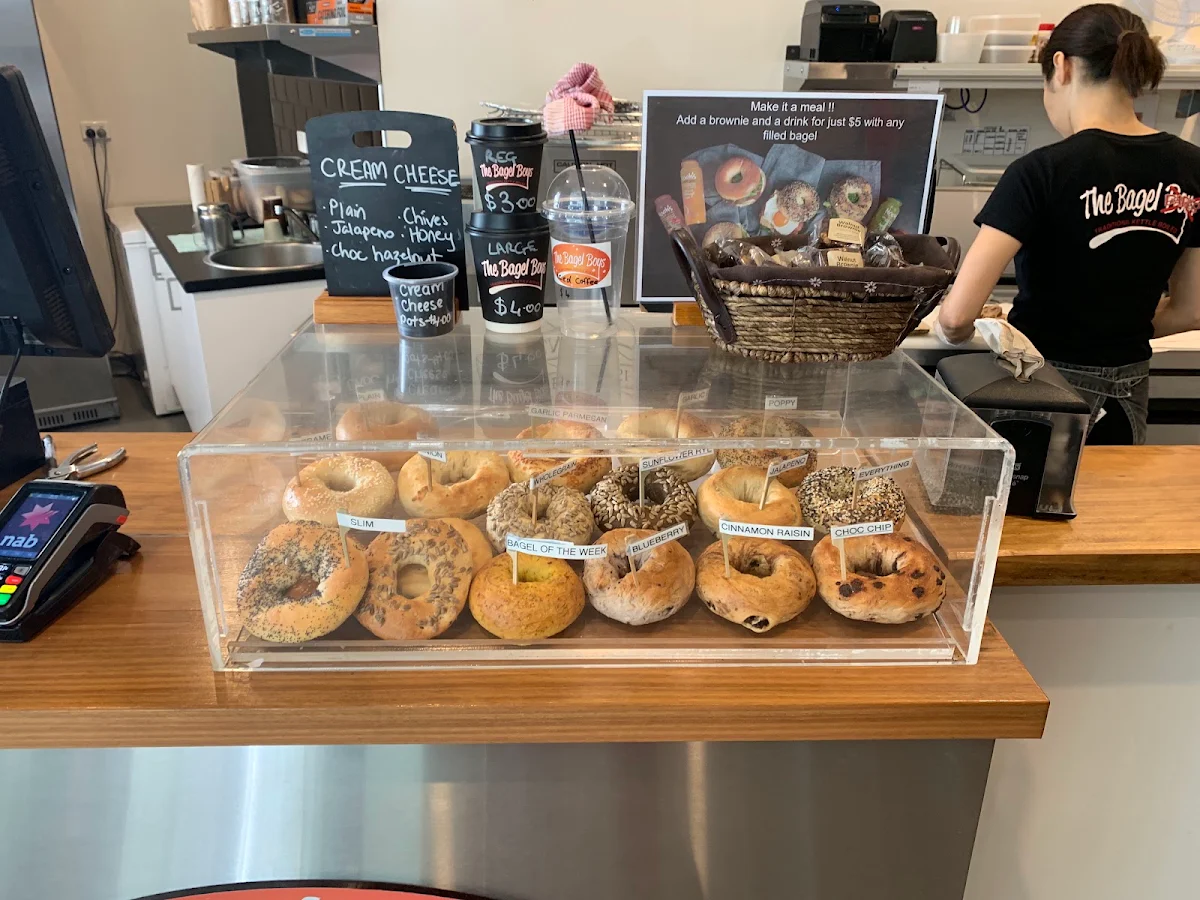 Vibe, The Bagel Boys