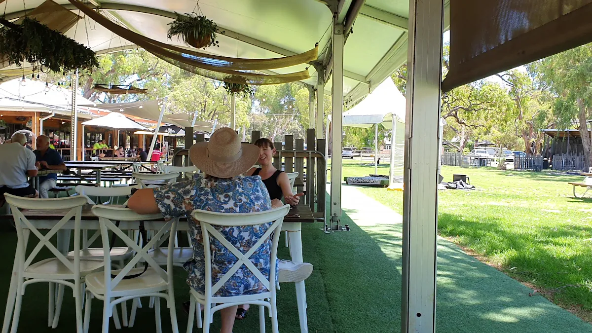 Vibe, The Henley Brook