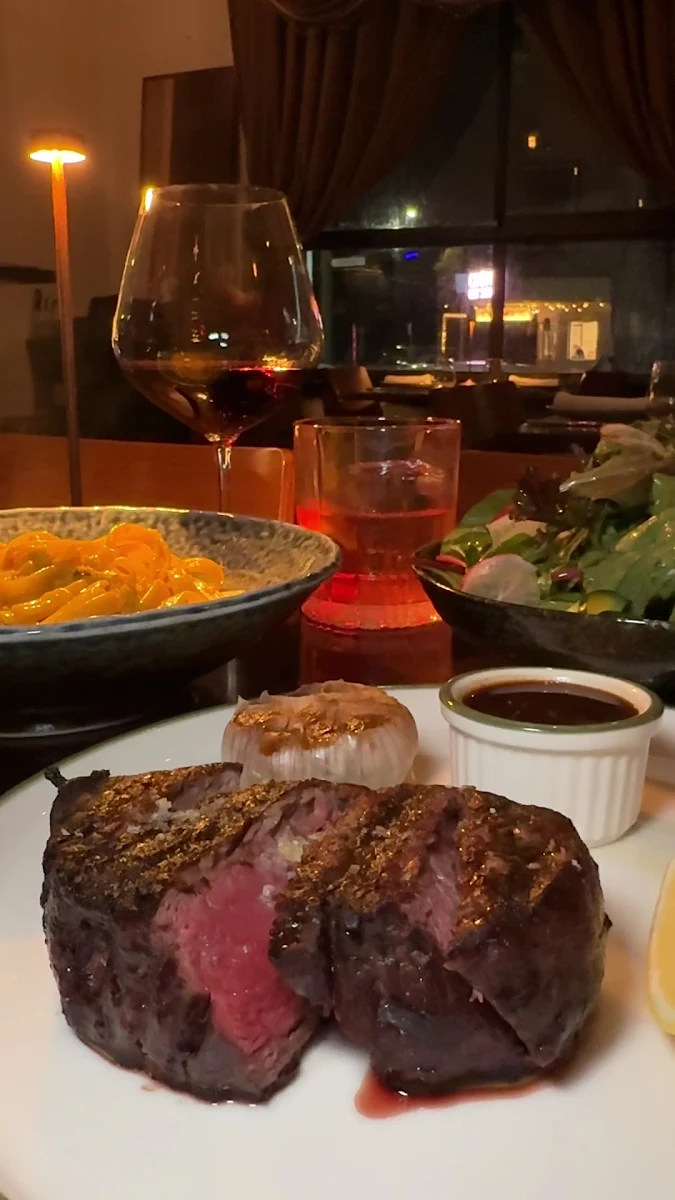 Food & drink, Mera Albert Park