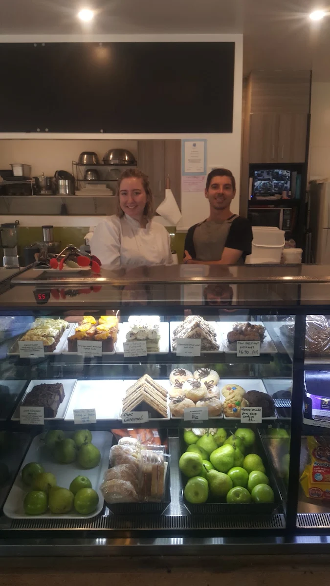 Vibe, Guru Mawson Cafe and Bakehouse
