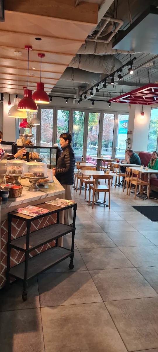 Vibe, The Daily Dose Cafe