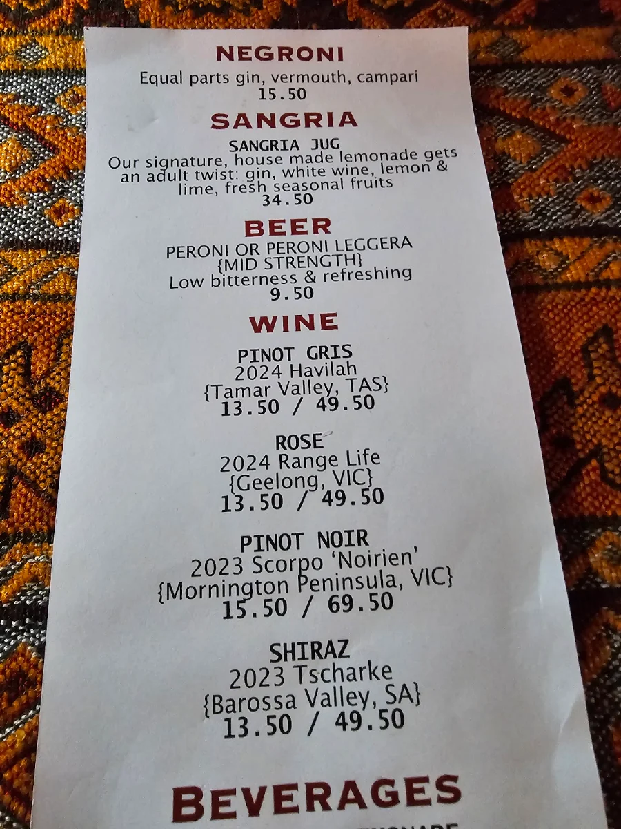 Menu, Caravanserai