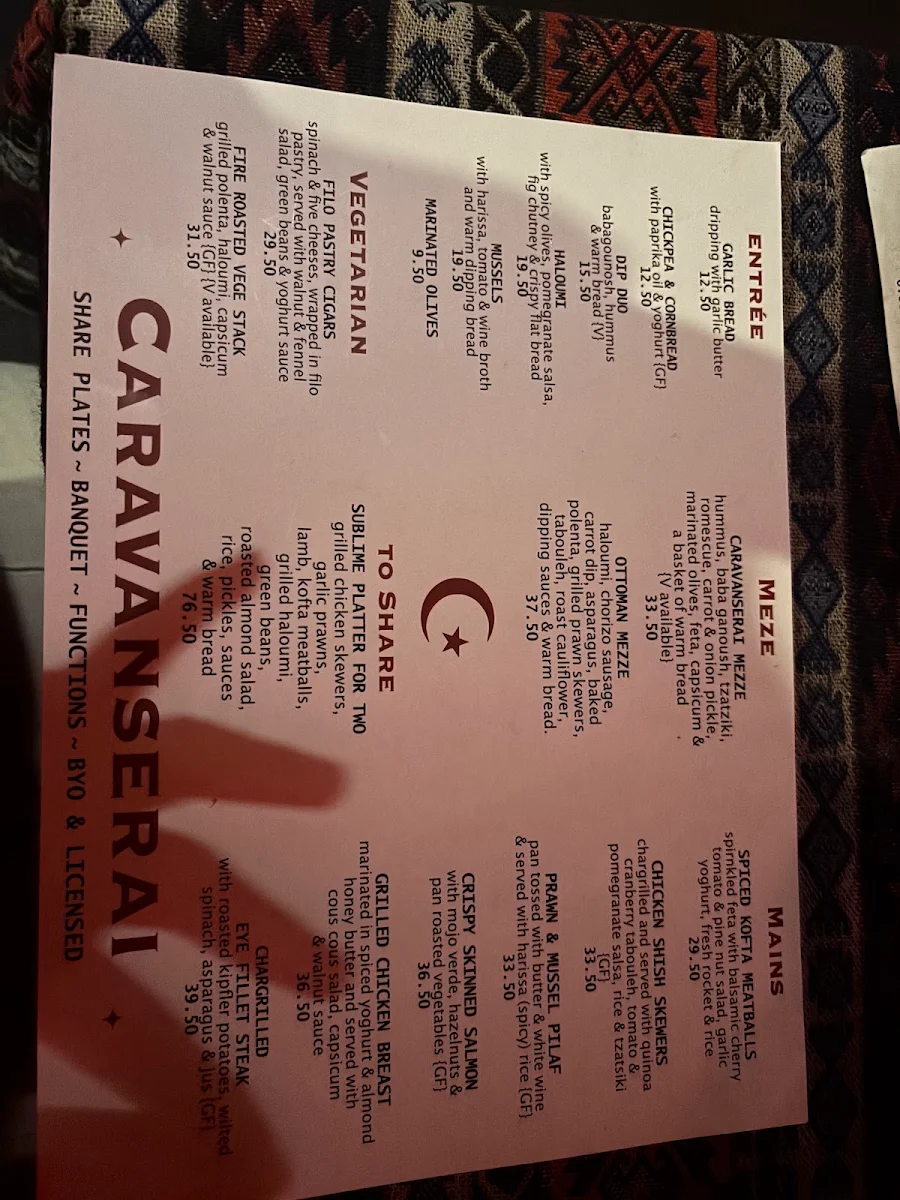 Menu, Caravanserai