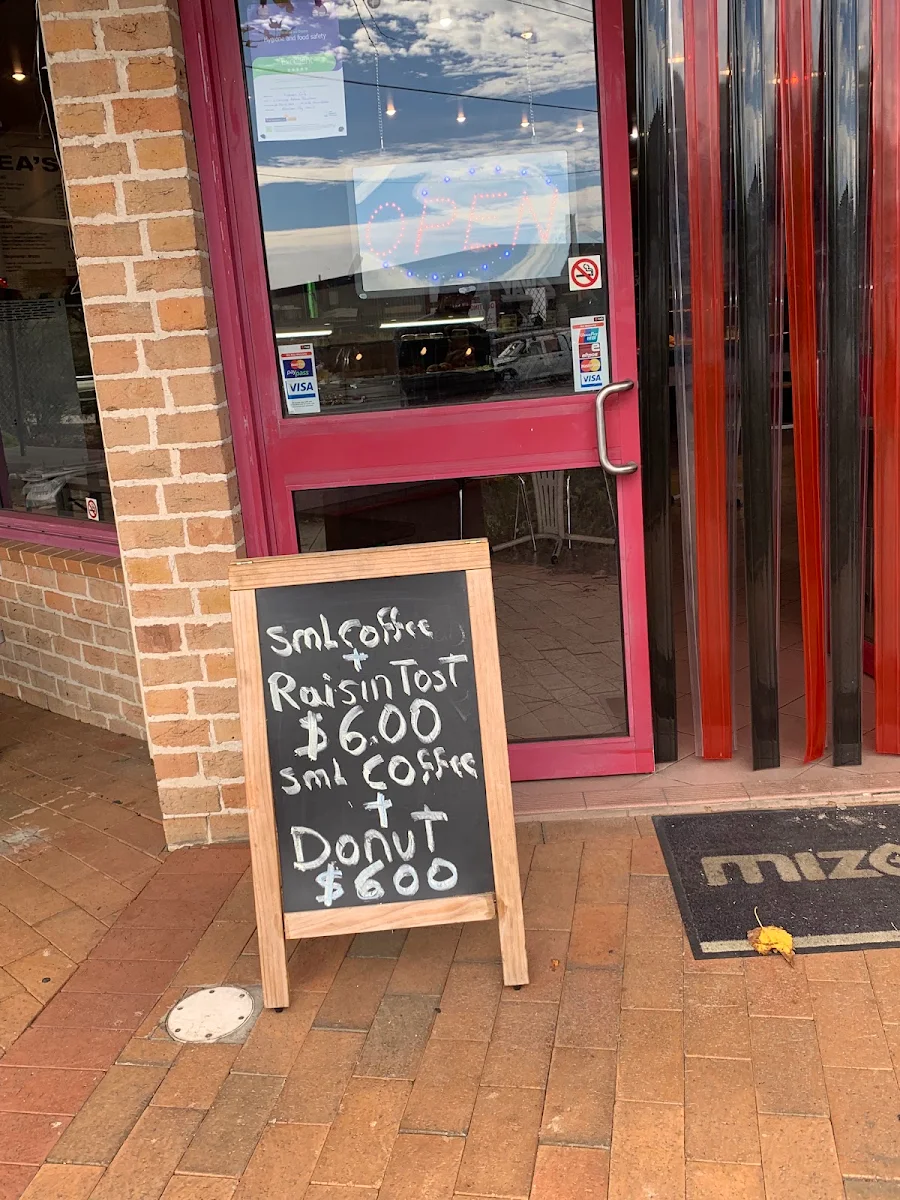 Menu, Andrea's Cafe