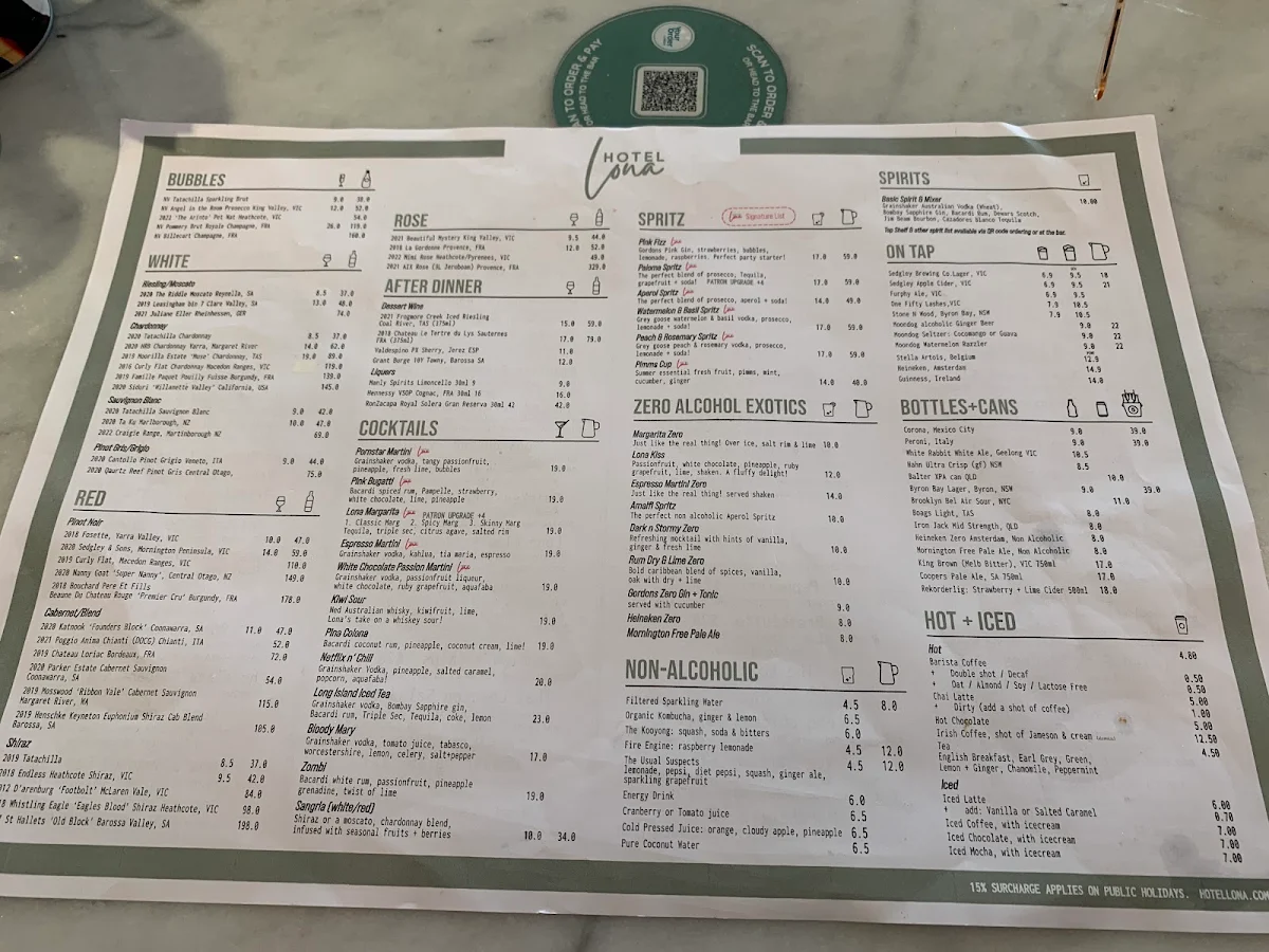 Menu, Hotel Lona
