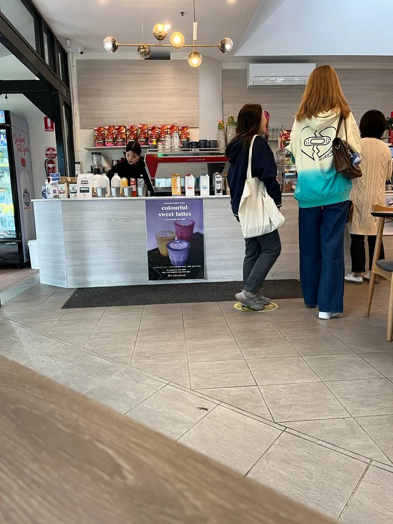 Vibe, Coffeehood Cafe