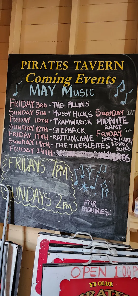 Menu, Pirates Tavern