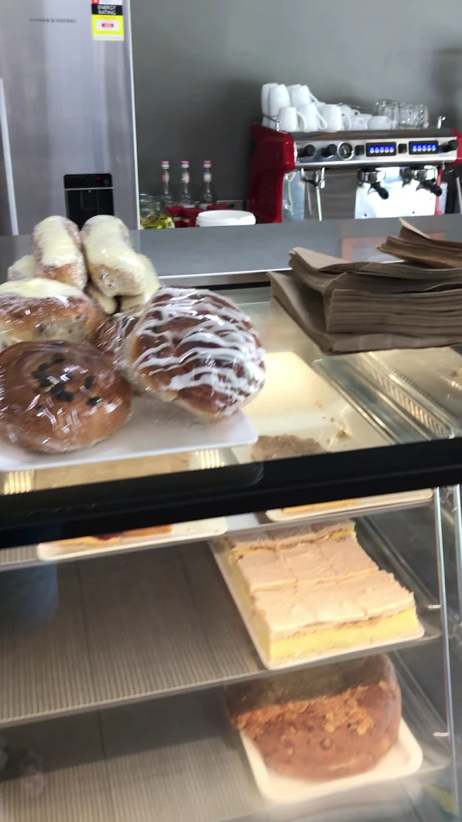 Vibe, Waters Burra Bakery