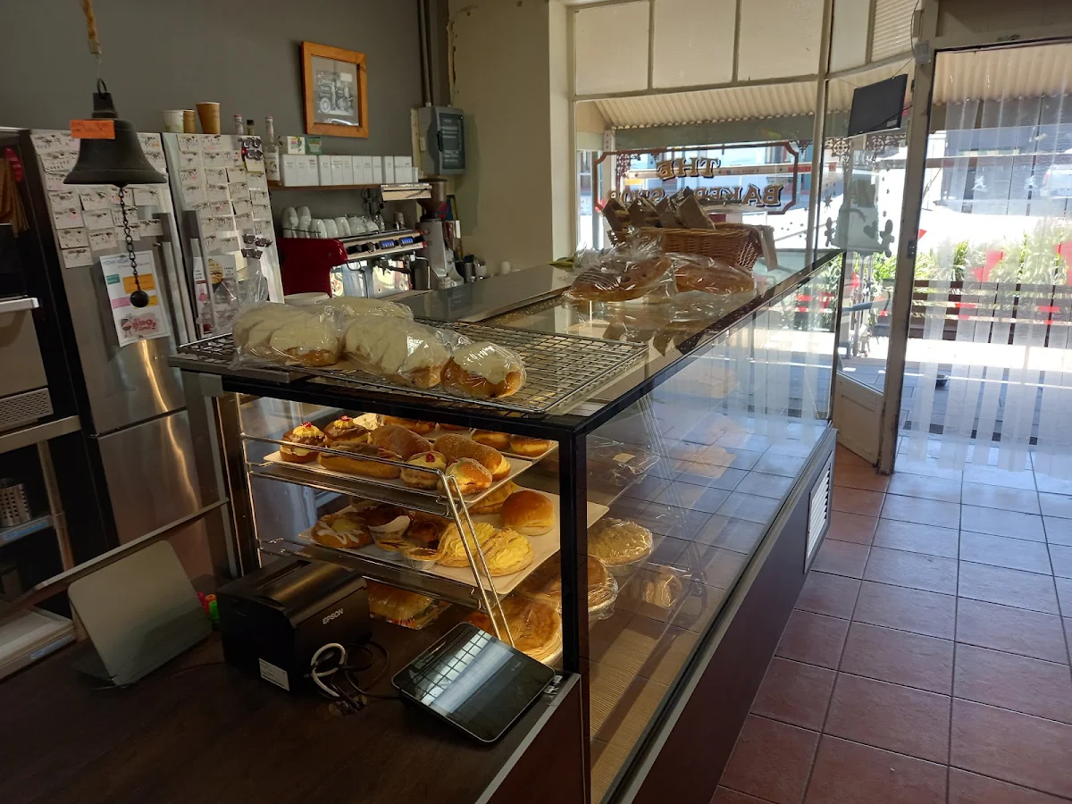 Vibe, Waters Burra Bakery