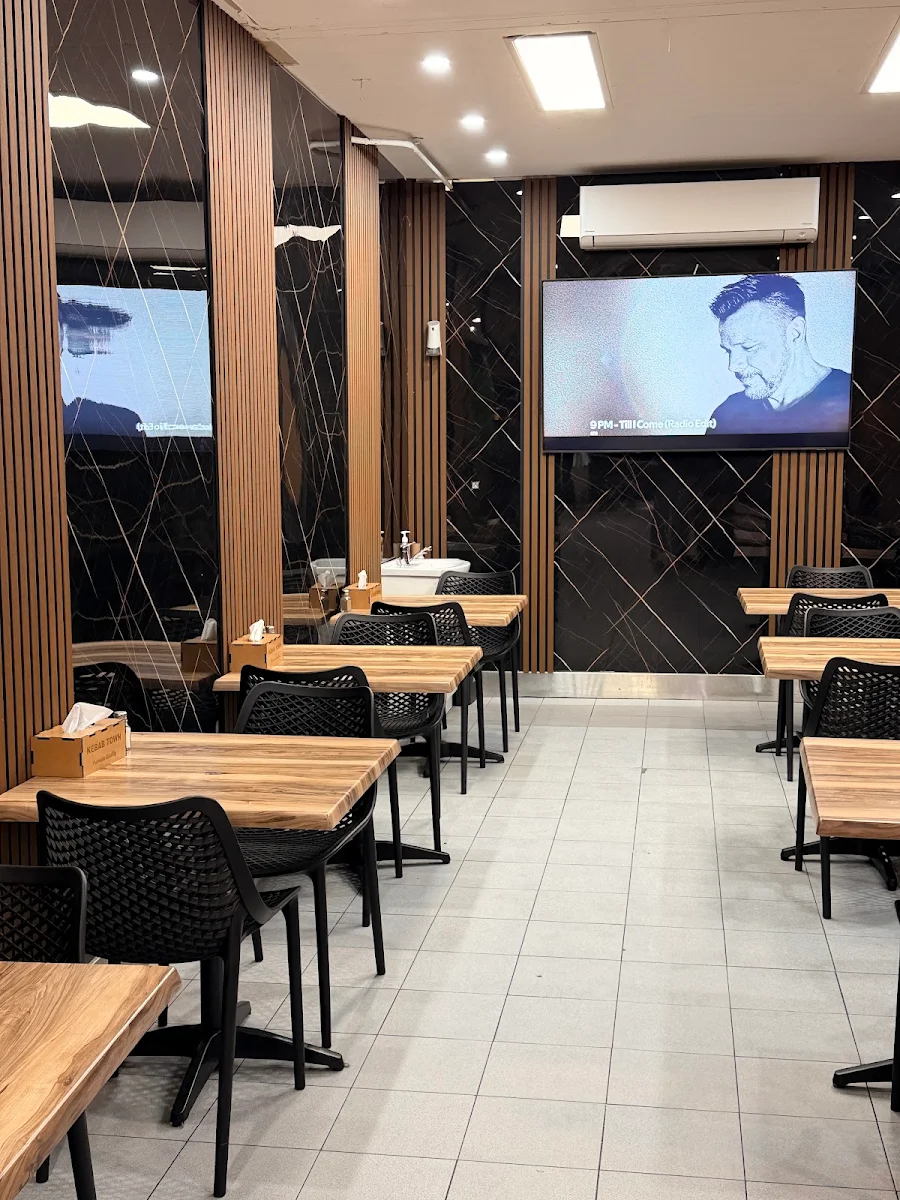 Vibe, KebabTown