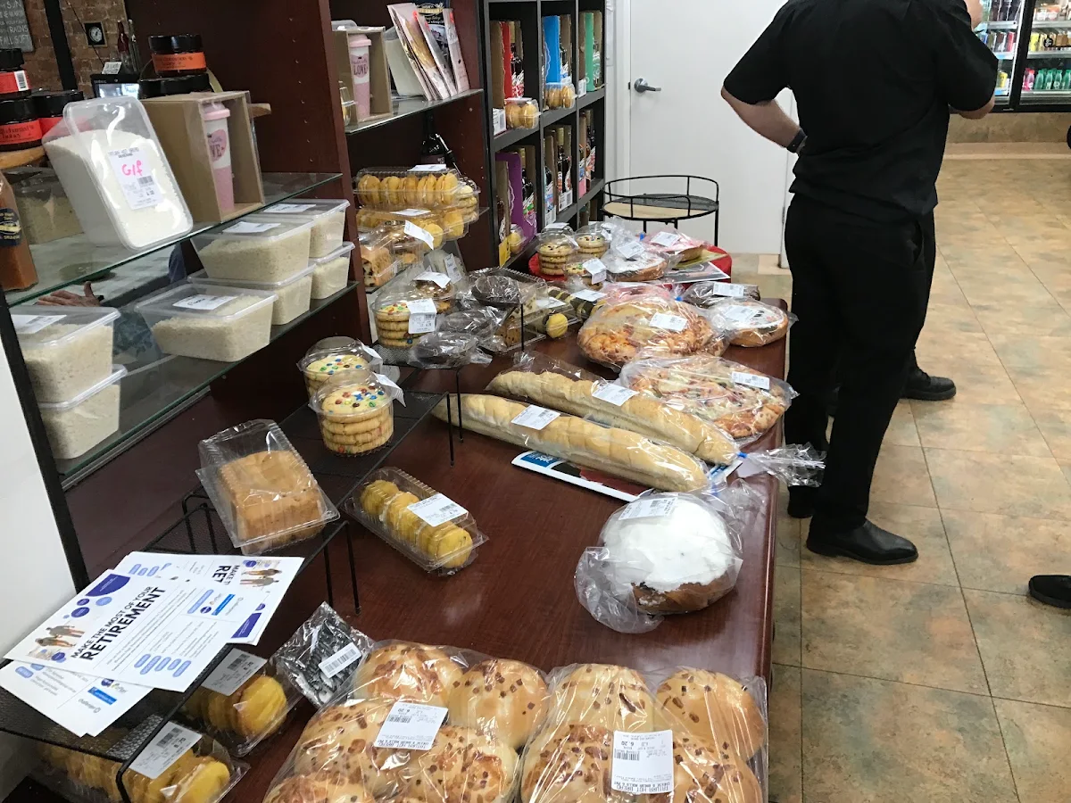 Vibe, Tatura Hot Bread