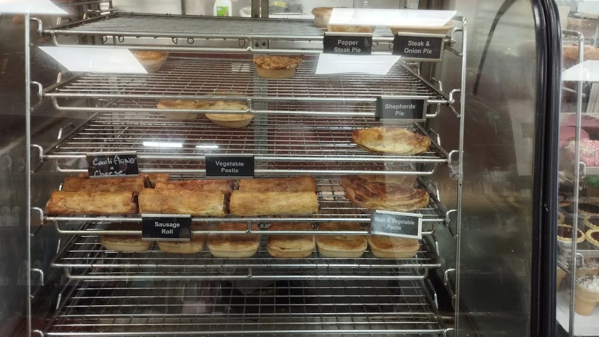 Vibe, Tatura Hot Bread