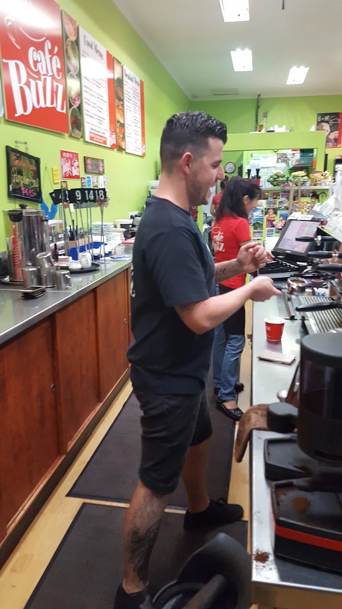 Vibe, Cafe Buzz