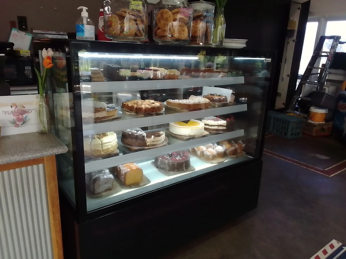Vibe, Lakeview Cafe