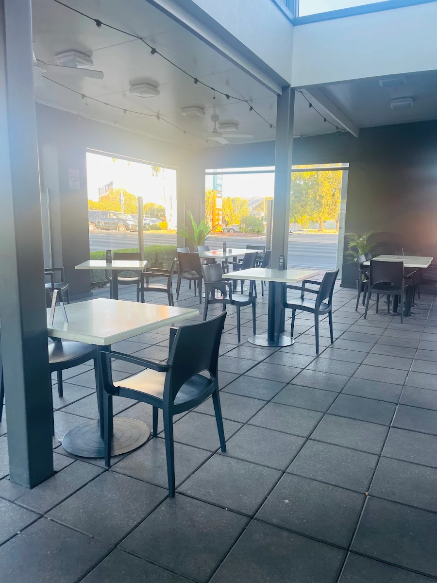 Vibe, Fasta Pasta Gilles Plains