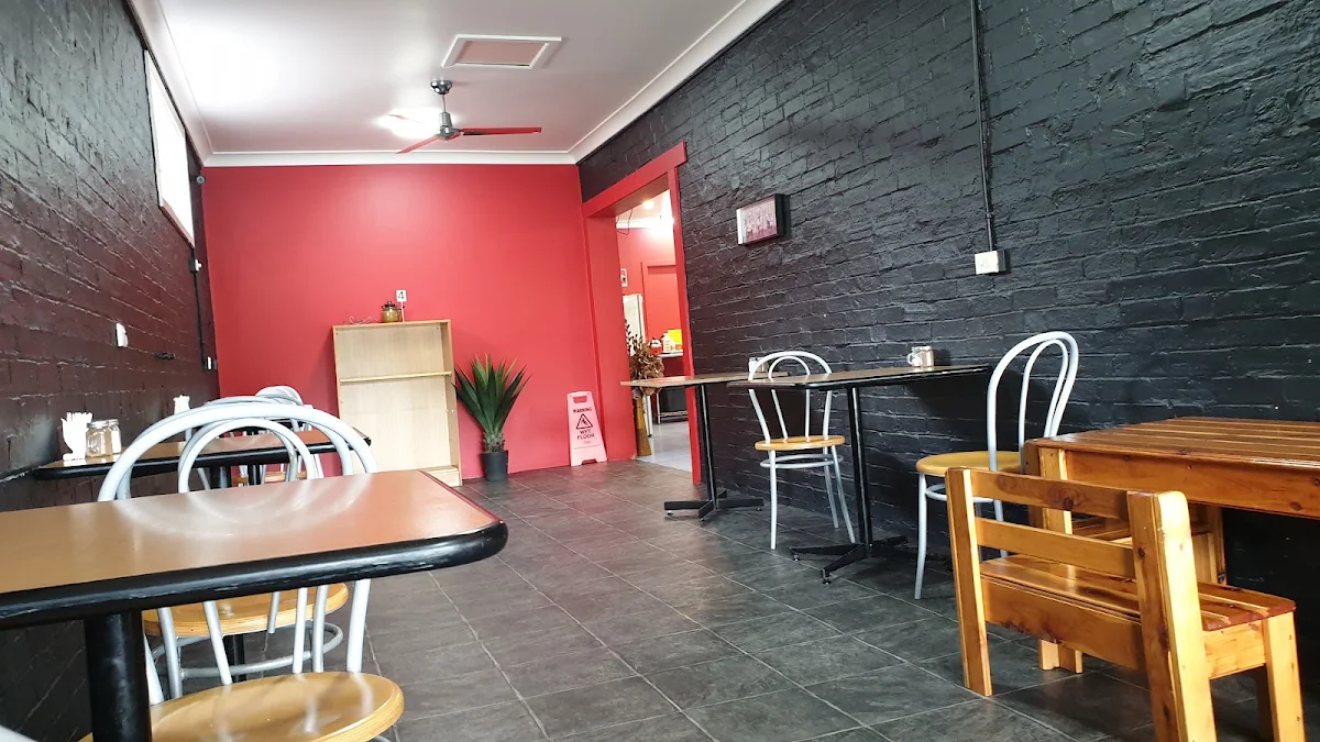 Vibe, Adelong Cafe