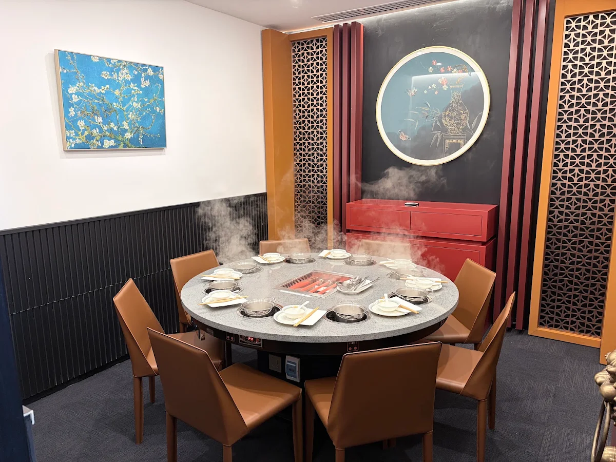 Vibe, Pearl Grill & Hotpot