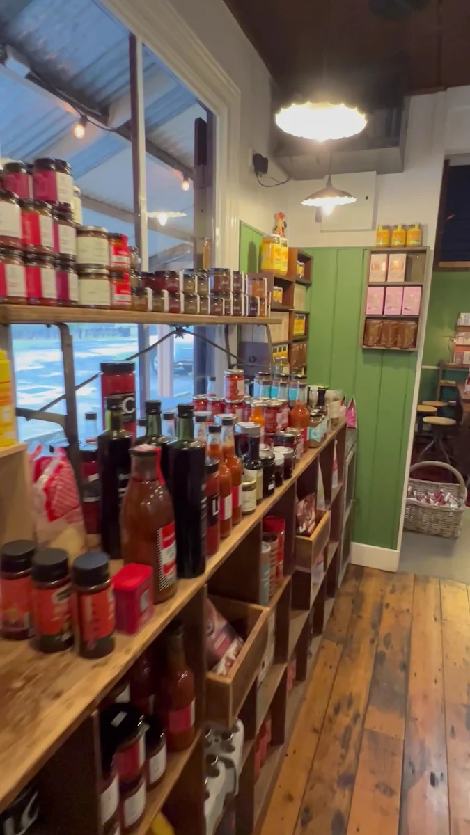Vibe, Glenlyon General Store
