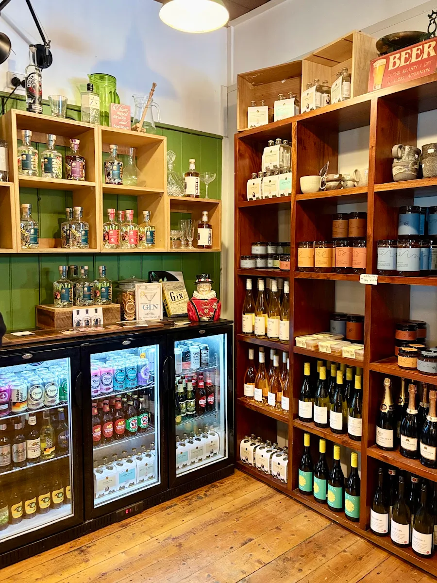 Vibe, Glenlyon General Store