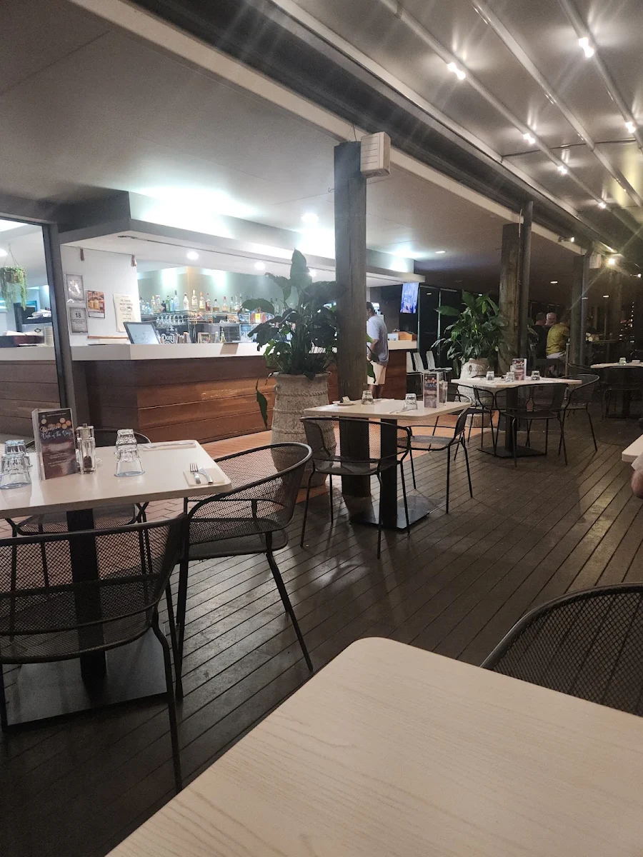 Vibe, Celsius Restaurant