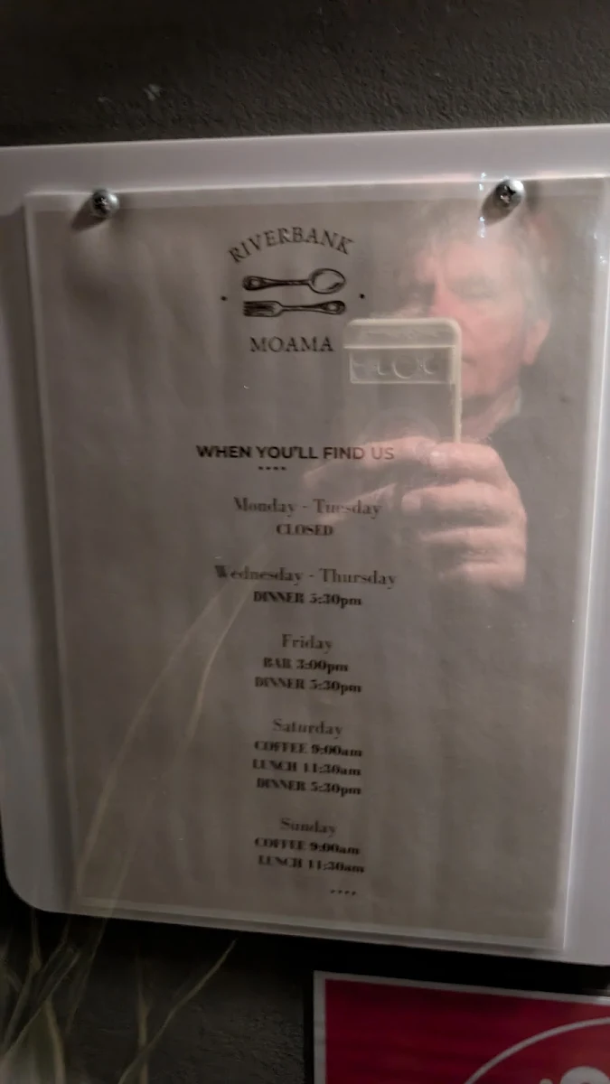 Menu, Riverbank Moama