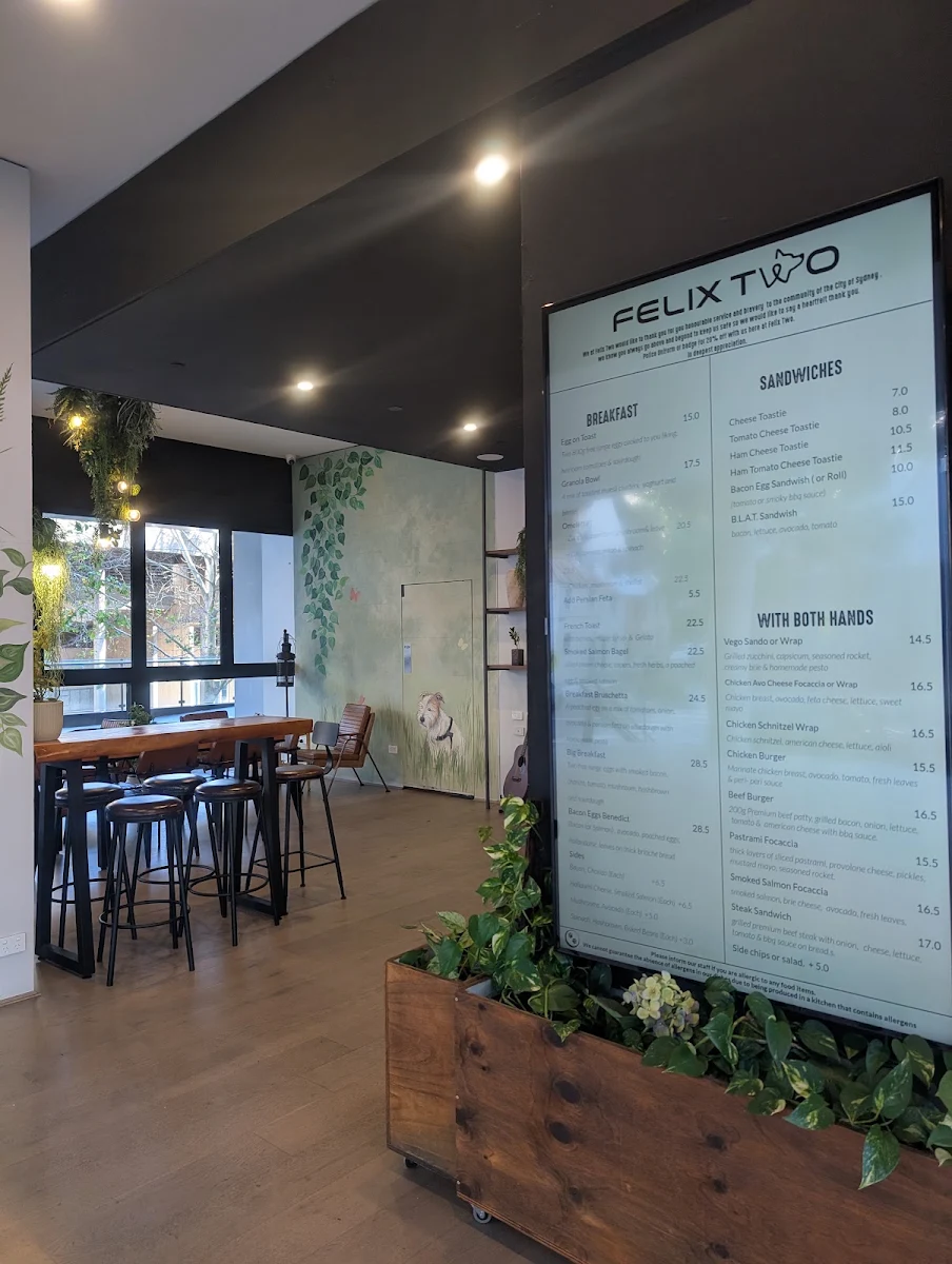 Menu, Felix Two