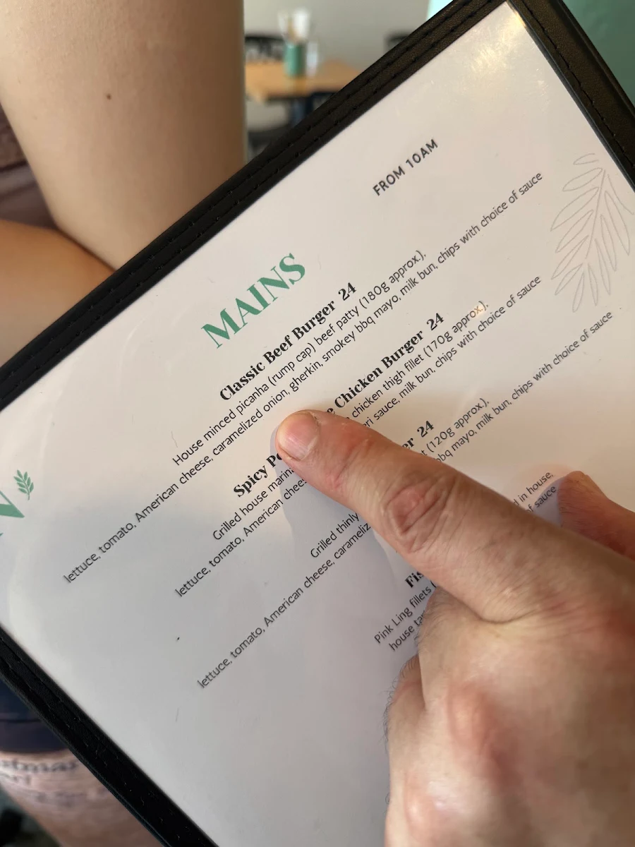 Menu, Nouli's Cafe