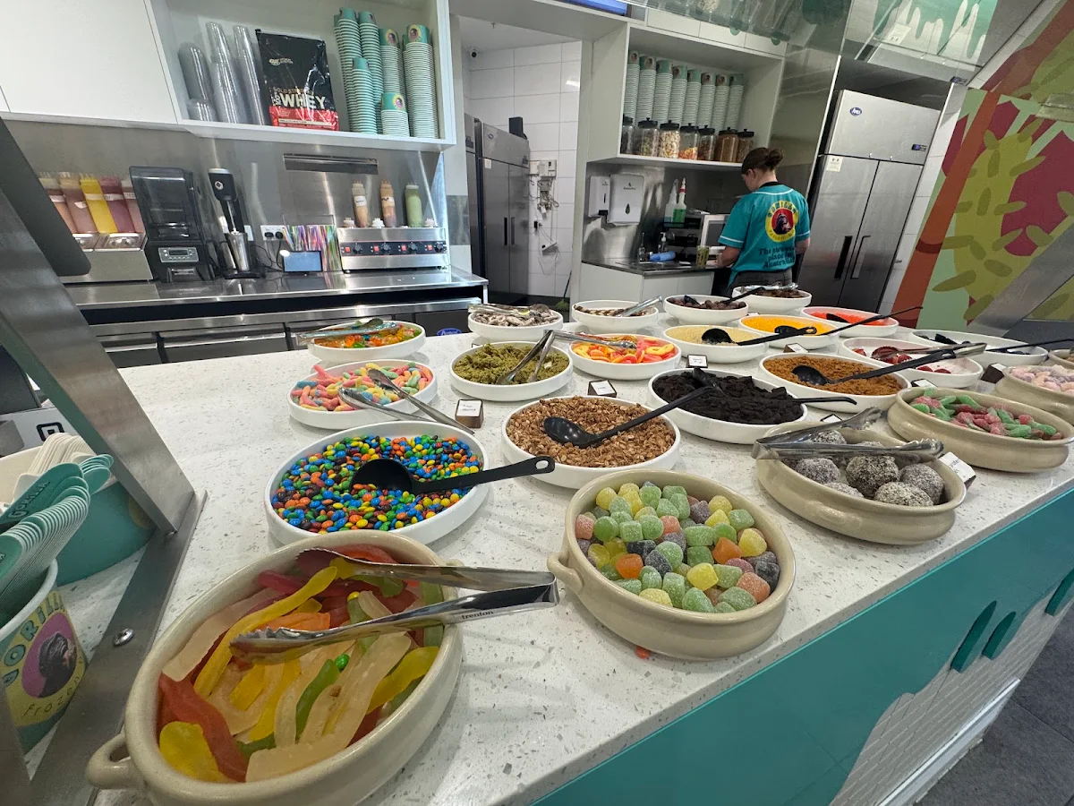 Food & drink, Gorilla Frozen Bar
