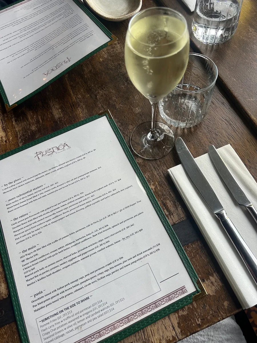 Menu, Rustica Newcastle Beach