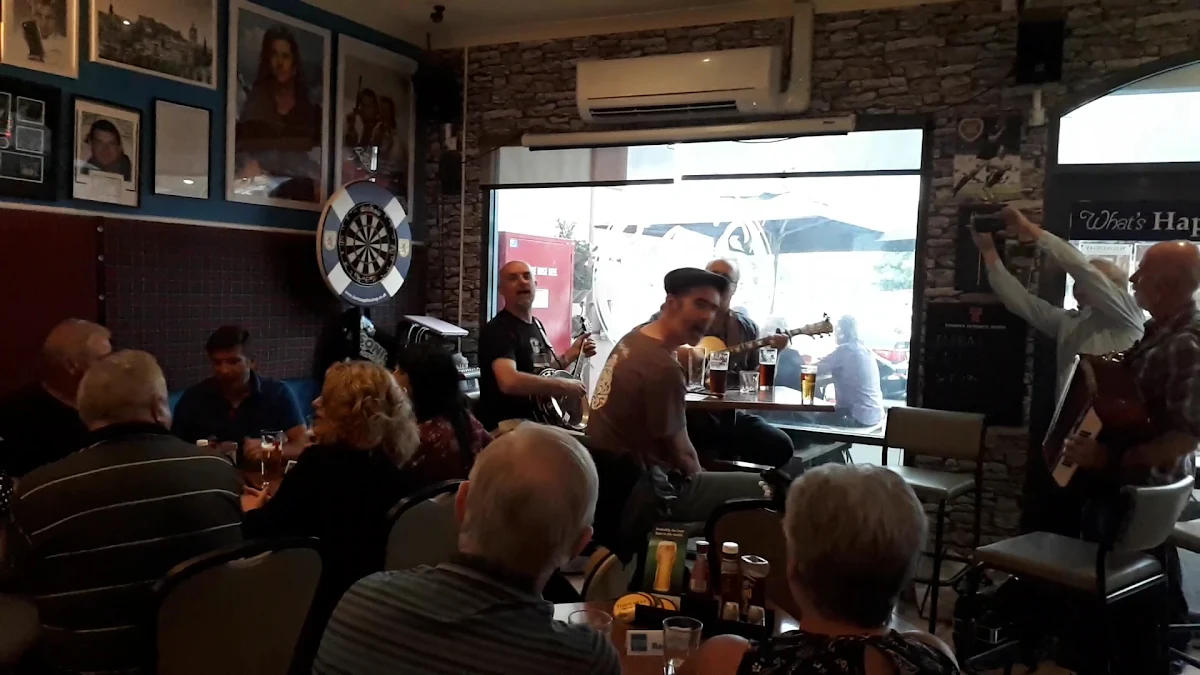 Vibe, The Pipers Inn