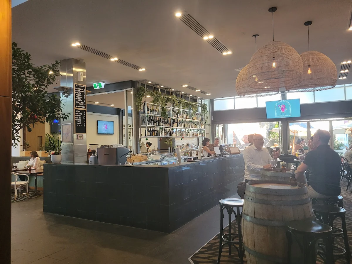 Vibe, The Maid Hotel